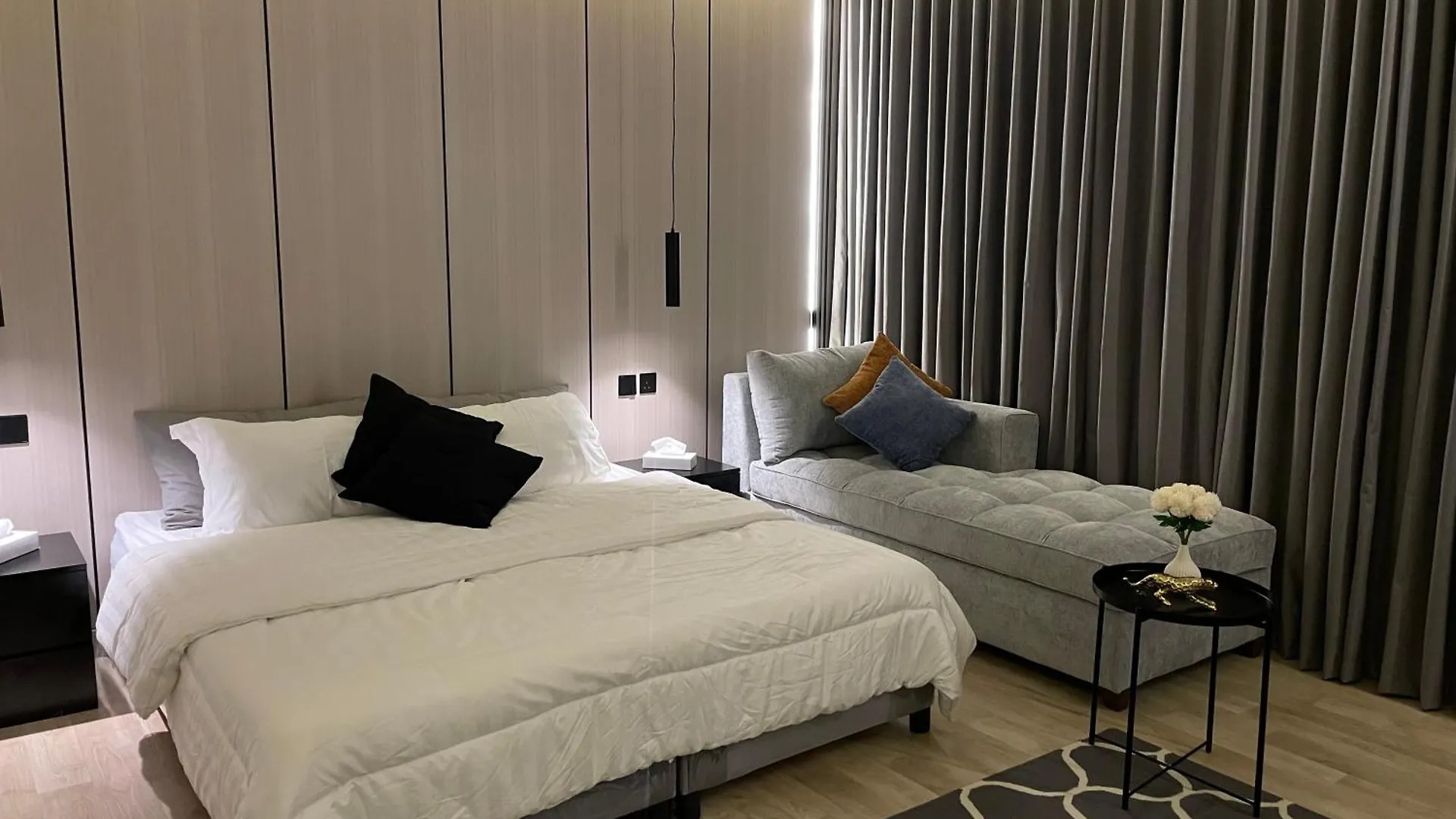 Lusso Studio - استوديو لـوسـو الفندقي location