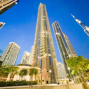 Downtown Luxury - Stunning Burj Khalifa & Sea View - 5 Minutes Walk To Mall دبي